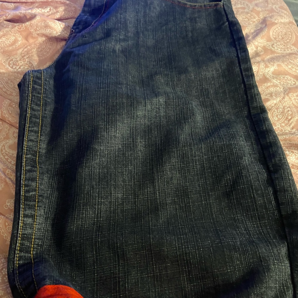 Shorts - Picture 3 of 3